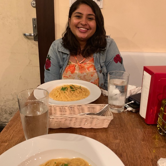 Hi Poshers! - Picture 4 of 4